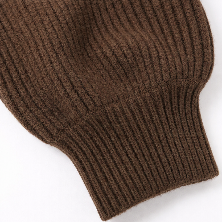Camille | Cardigan Asymétrique à Boutons Dorés et Manches Bishop