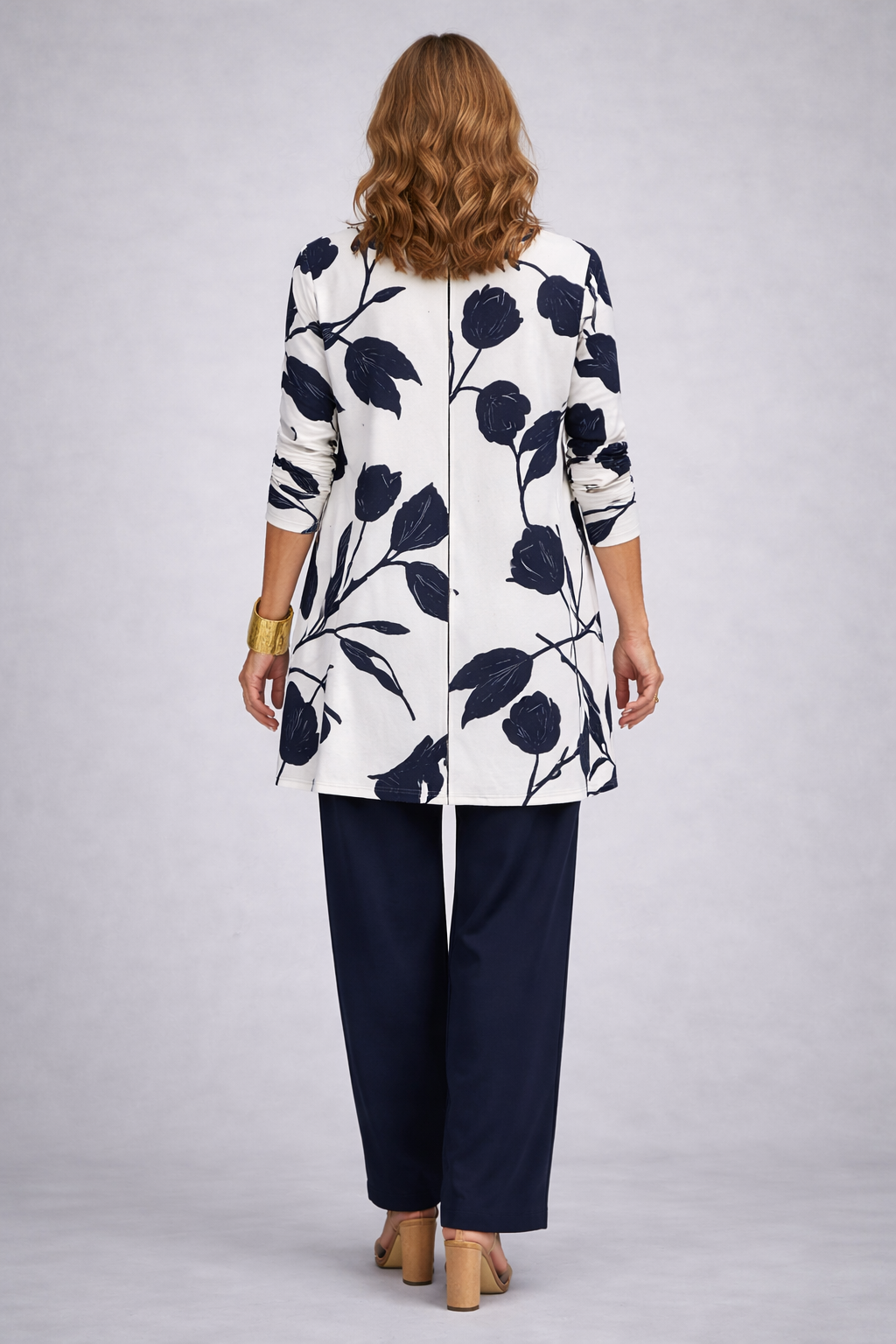 Iseult - Ensemble femme trois pièces, gilet fleuri